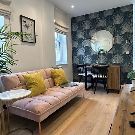 Contemporary Pied A Terre In The Heart Of Bath Apartment ภายนอก รูปภาพ