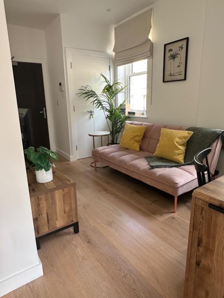 Contemporary Pied A Terre In The Heart Of Bath Apartment ภายนอก รูปภาพ
